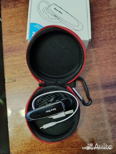 Bluetooth гарнитура New Bee B41