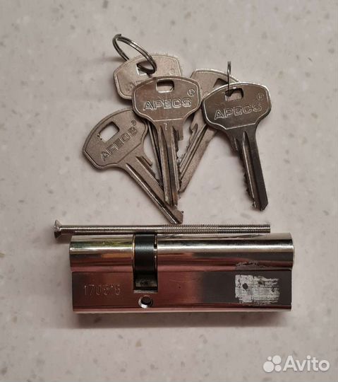 Замок дверной Apecs