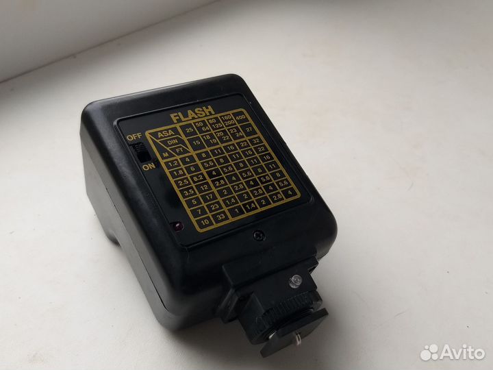 Вспышка nippon универсальная