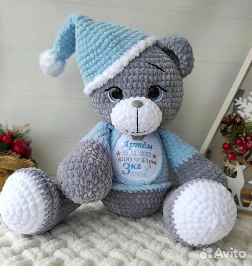 Плюшевый медведь