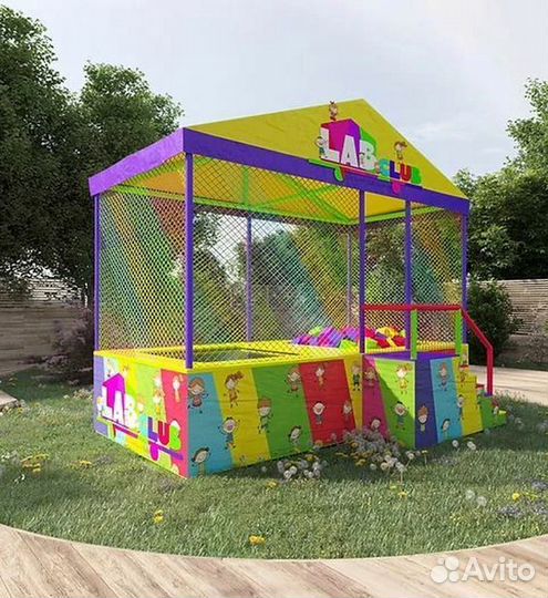 Детская батутная арена