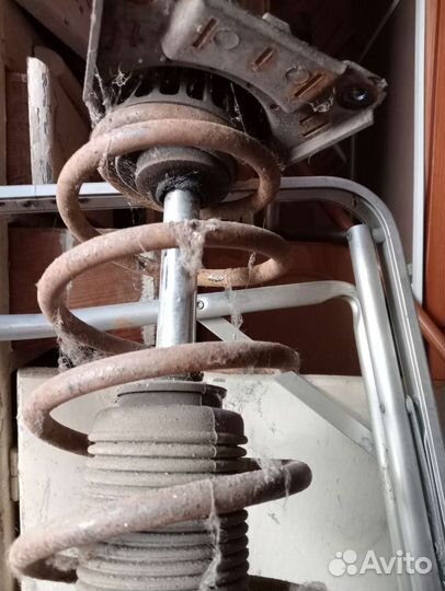 Задние стойки Форд Мондео 3