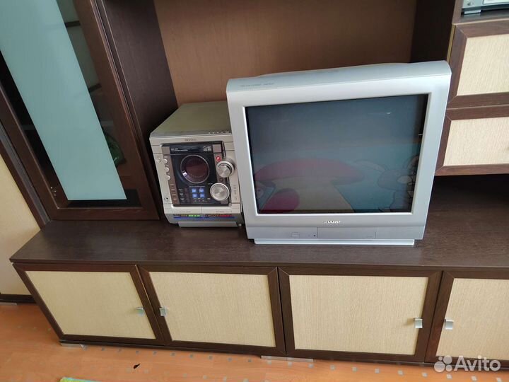 Телевизор Sharp плоский экран 51см