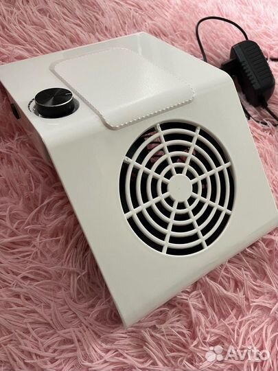 Пылесос для маникюра и педикюра