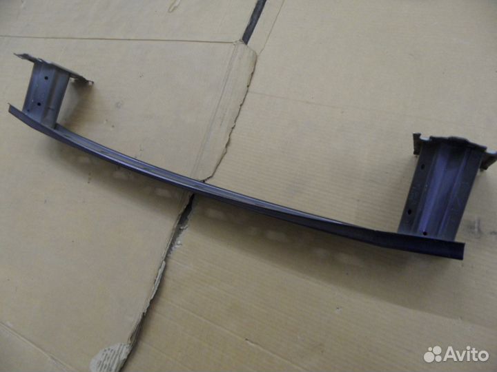 Усилитель заднего бампера Suzuki SX4 2013