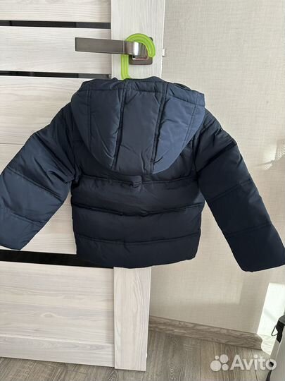 Демисезонная куртка benetton