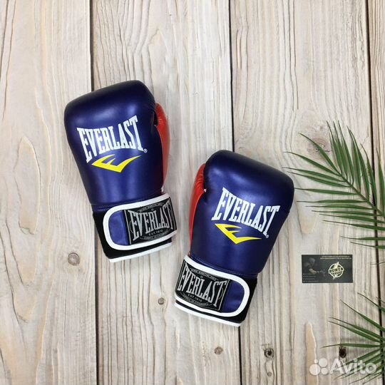 Боксерские перчатки Everlast