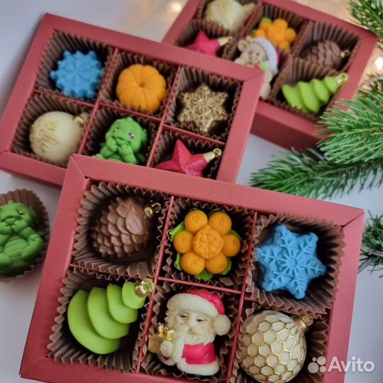 Новогодние игрушки подарок