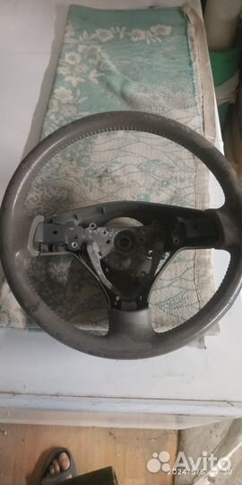 Руль corolla verso