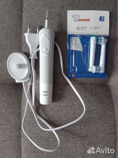 Зубная щетка oral b