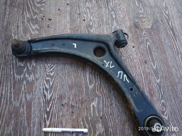 Рычаг передний левый для Mitsubishi Outlander XL