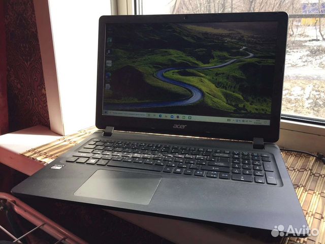 Ноутбук Aspire ES1-523