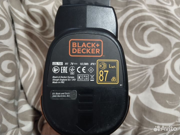Кусторез black decker gsl700