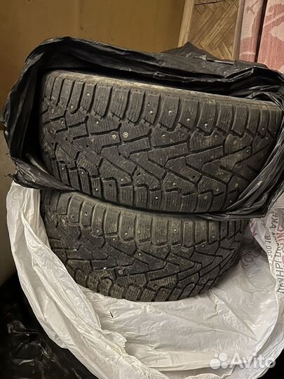 Pirelli P Zero 235/45 R17