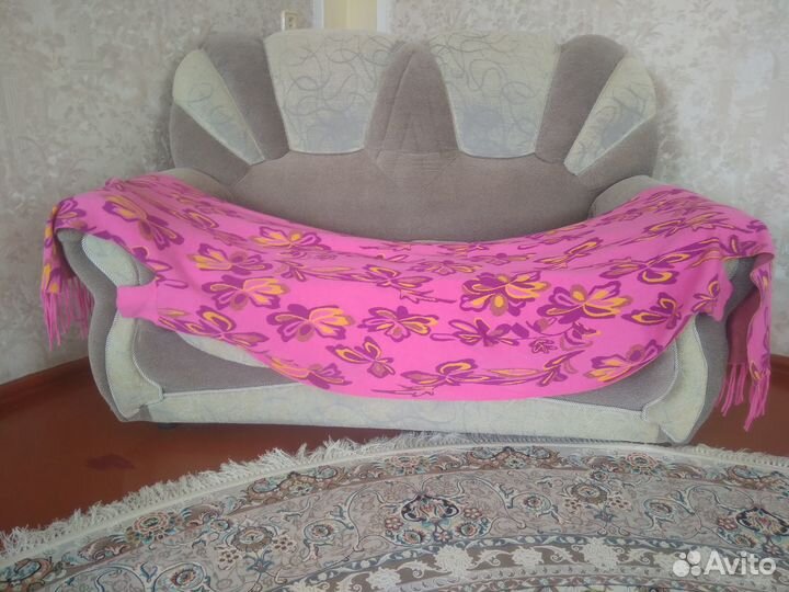 Шарф - накидка с рукавами