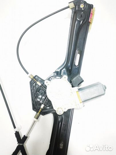 Стеклоподъемник электрический передний правый BMW