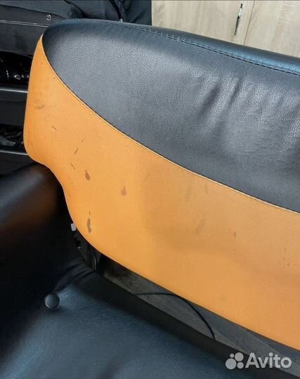 Парикмахерское кресло