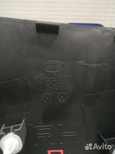 Накладка на стойку внутренняя правая Land Rover