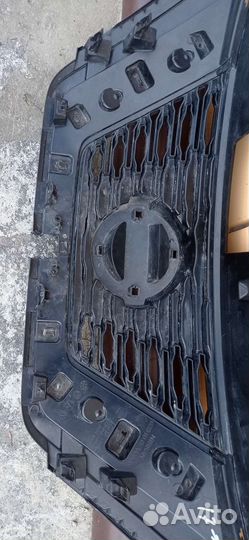 Решётка на X-trail 2019 года с местом под камеру