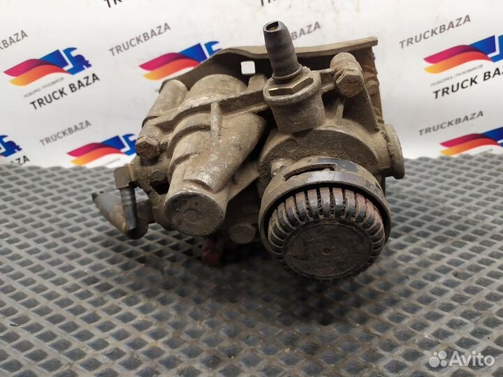 Клапан ускорительный