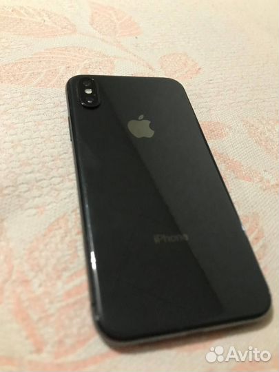 iPhone X, 64 ГБ