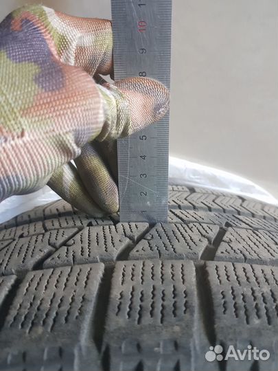 Bridgestone Blizzak VRX 205/60 R16