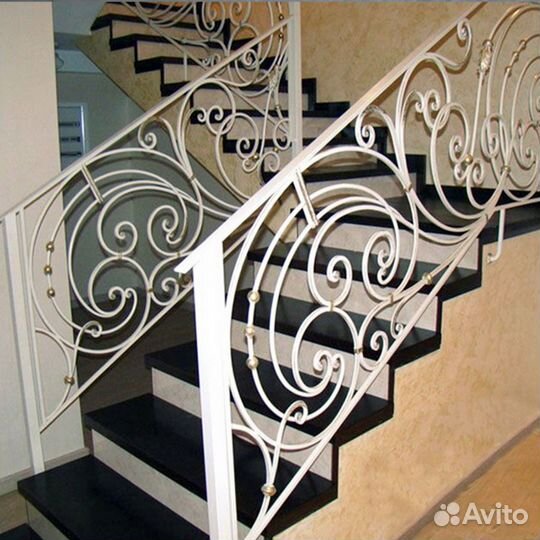 Стильные кованые перила