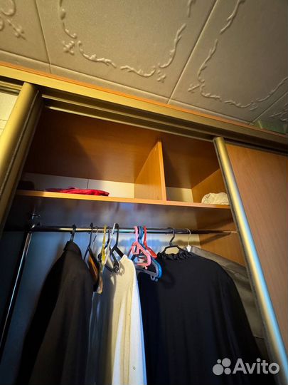 Шкаф купе с зеркалом