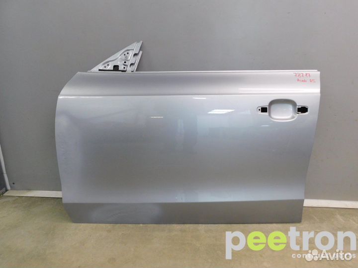 Б/У Б/У Дверь передняя левая 8T8831051C VAG