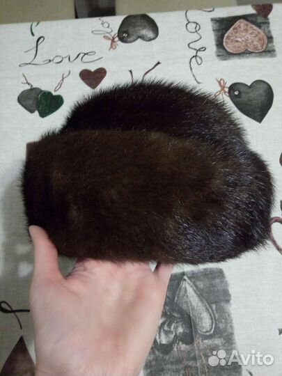 Женская зимняя шапка из норки