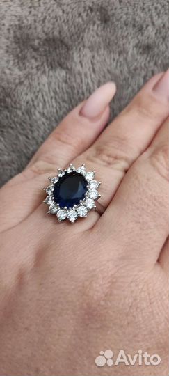 Серебряное кольцо с сапфиром