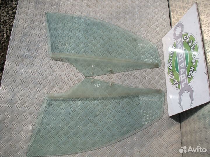 Стекло двери передней Chery Very A13 2012г