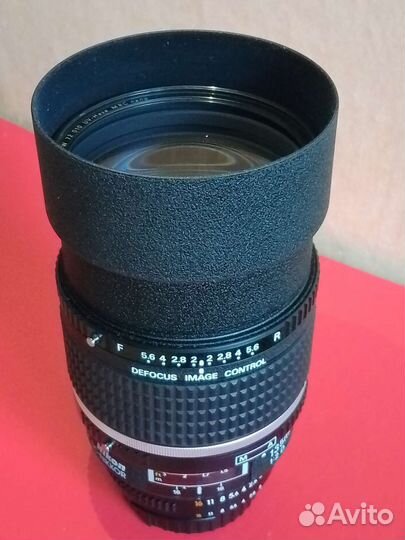 Объектив Nikkor 135 2 DC