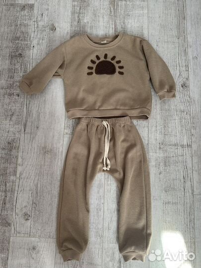 Костюм на мальчика 92