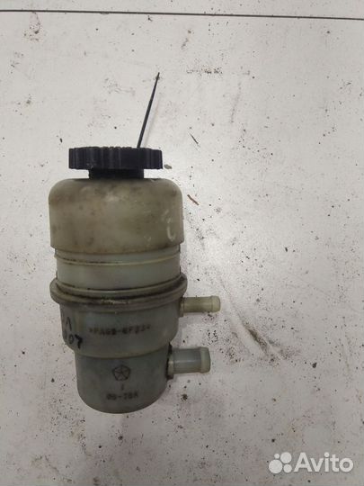 Dodge Caliber l бачок гидроусилителя