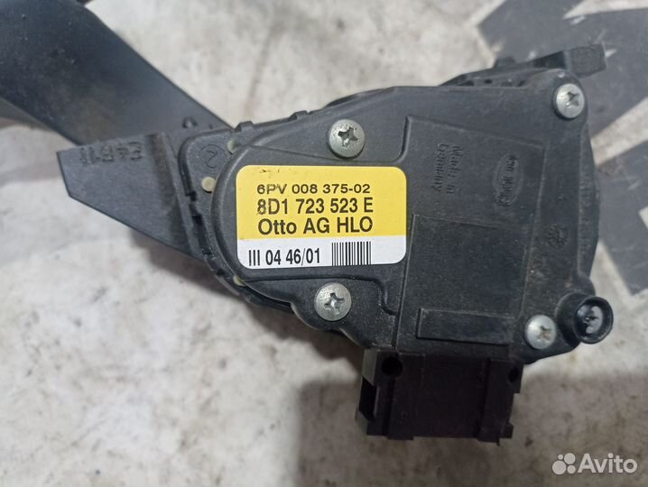 Педаль газа Audi A6 C5