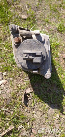 Противотуманка передняя