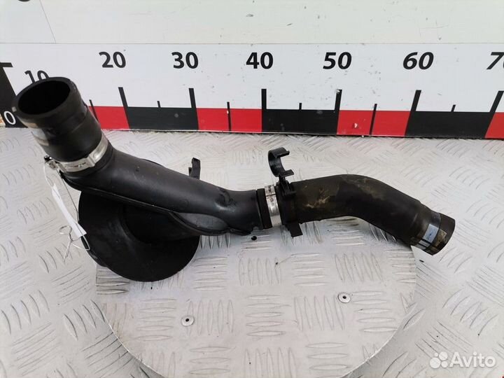 Маслозаливная горловина Citroen C3 Picasso 2000