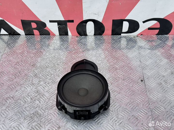 Динамик в переднюю дверь Volkswagen Passat B6