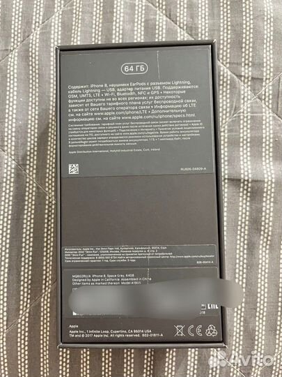 Телефон iPhone 8 64 gb