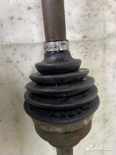 Привод левый Ford Focus 2