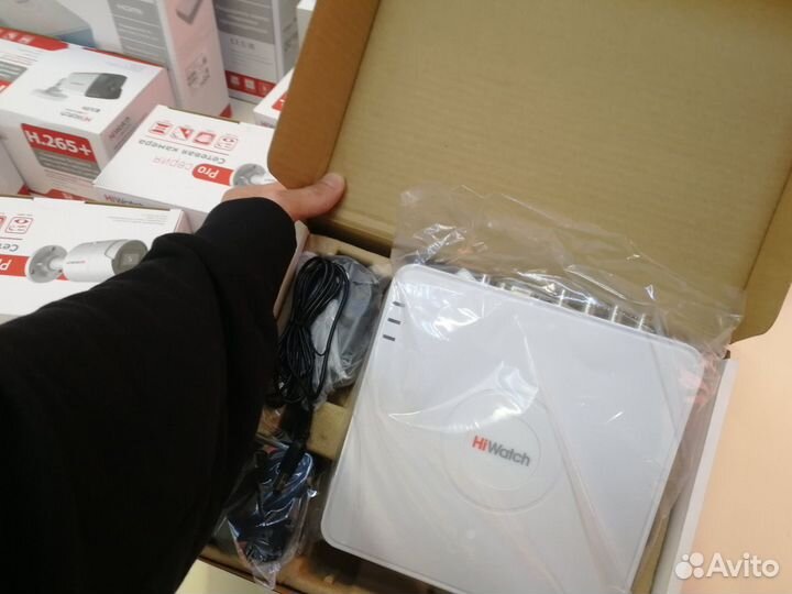 DS-H208QA HiWatch Регистраторы гибридные