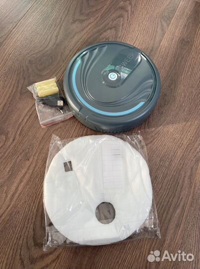 Робот пылесос (робот полотер)
