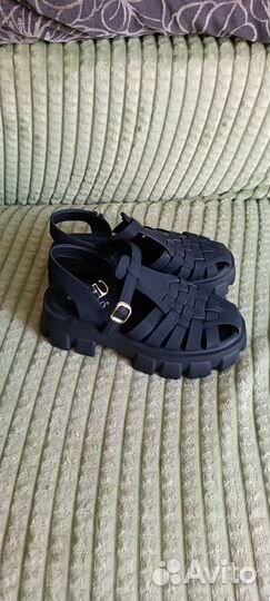 Сандали женские