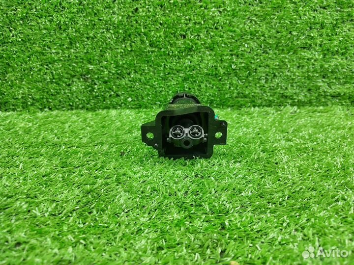 Форсунка омывателя фары левая Audi A6 C6 4F рест V