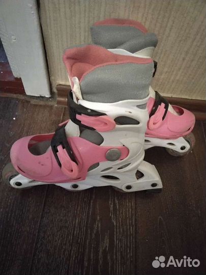 Роликовые коньки