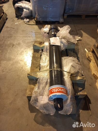 Гидроцилиндр подъема кузова