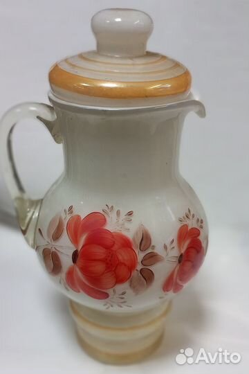 Кувшин с крышкой