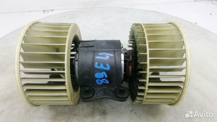 Моторчик печки на BMW 5 E39