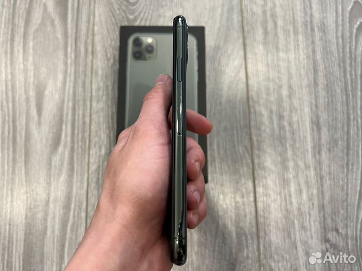 Телефон iPhone 11 Pro Max Green